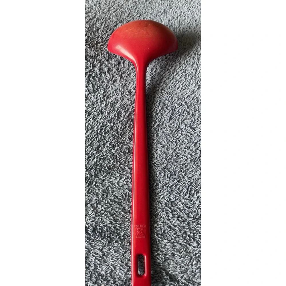Vintage EKCO-Like‎ Red Soup Ladle Plastic Melamine 8 Inch Handle